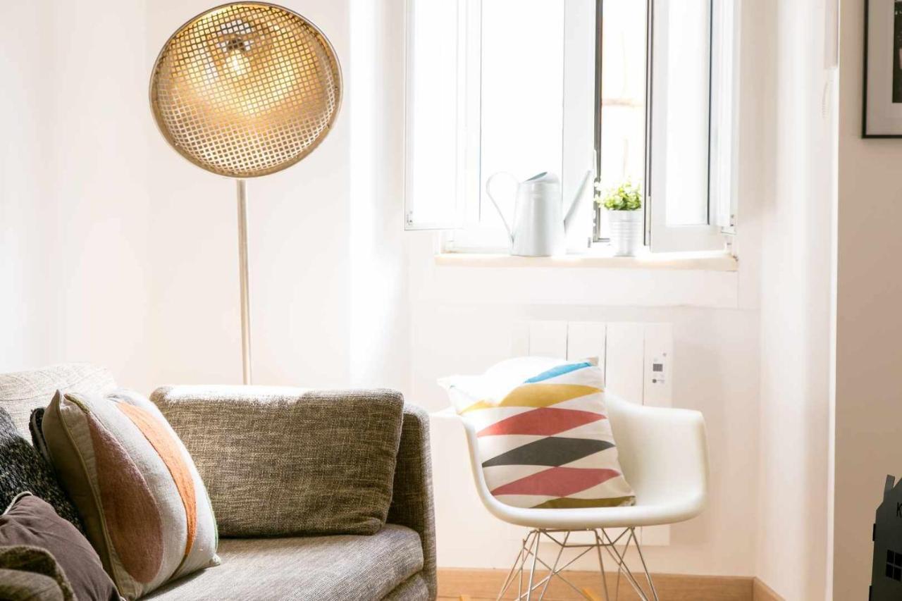 Charming Lisbon Home With Terrace St Amaro Zewnętrze zdjęcie